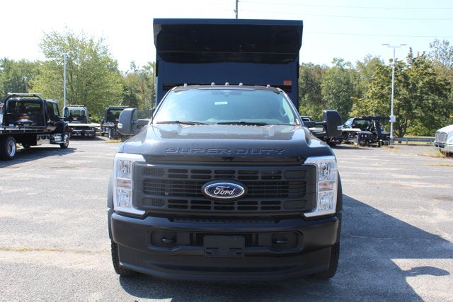 2025 Ford Chassis Cab F-550® XL
