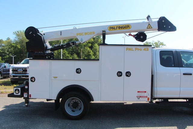 2025 Ford Open Service Utility 11 FT Crane Super Cab F550 4x4