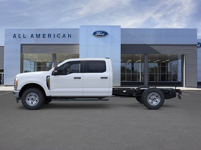 2026 Ford Chassis Cab F-350® XL
