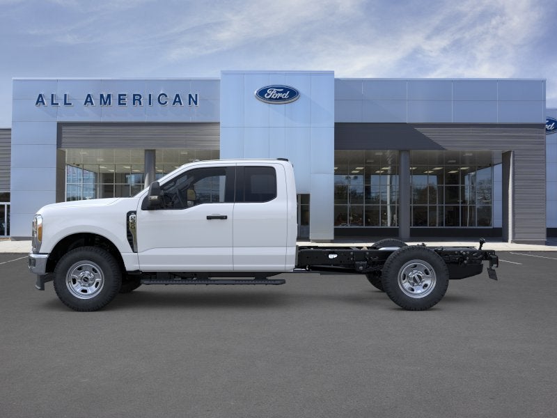 2026 Ford Chassis Cab F-350® XL