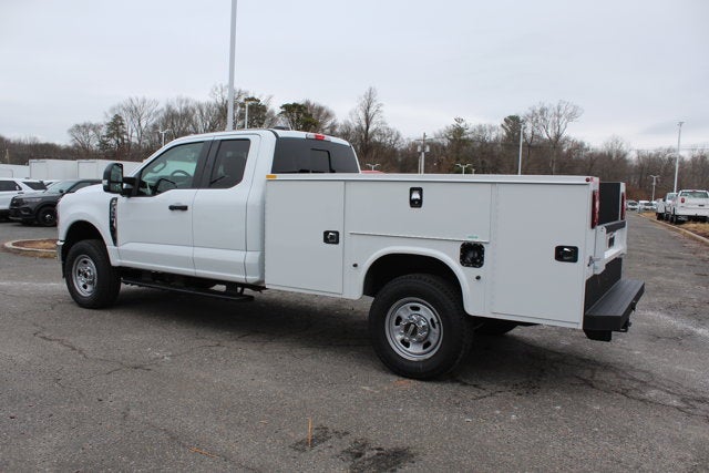 2026 Ford Chassis Cab F-350® XL