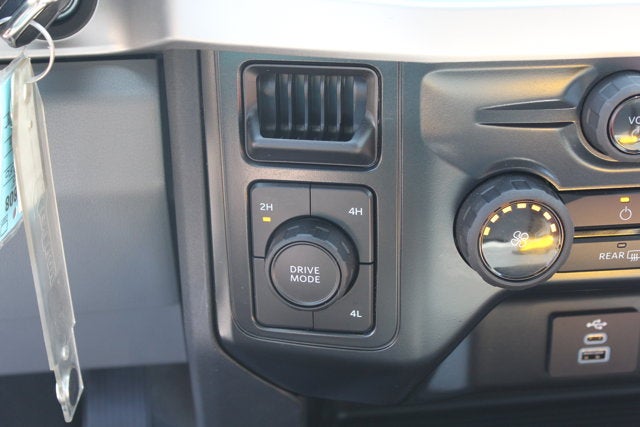 2025 Ford Chassis Cab F-350® XL