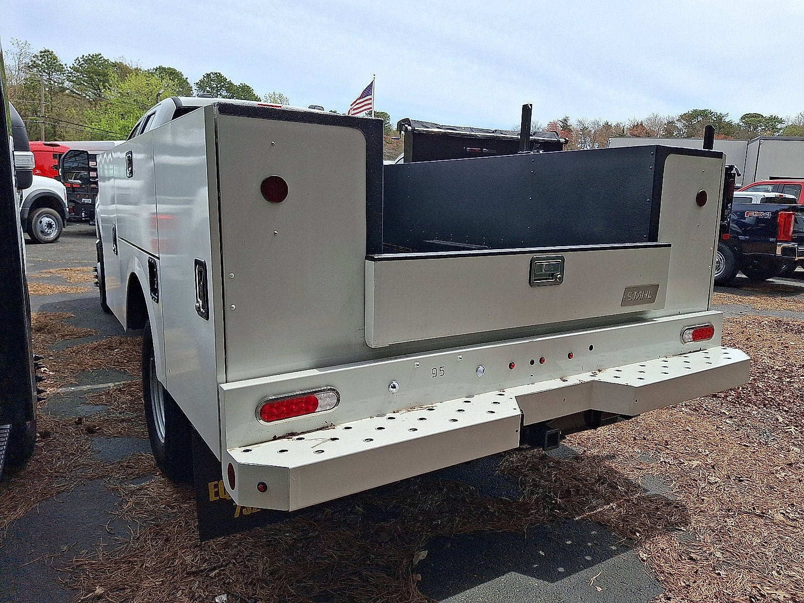 2026 Ford Chassis Cab F-350® XL
