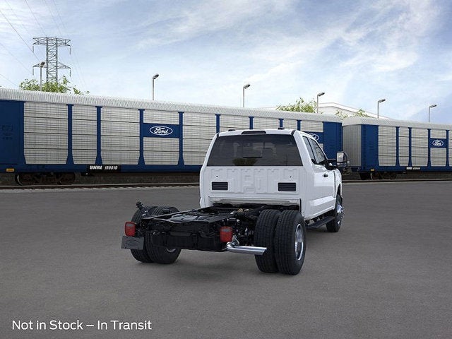 2026 Ford Chassis Cab F-350® XL