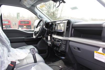2025 Ford Chassis Cab F-550® XL