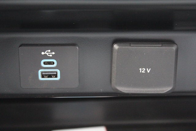 2025 Ford Chassis Cab F-550® XL