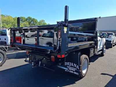 2025 Ford Chassis Cab F-550® XL