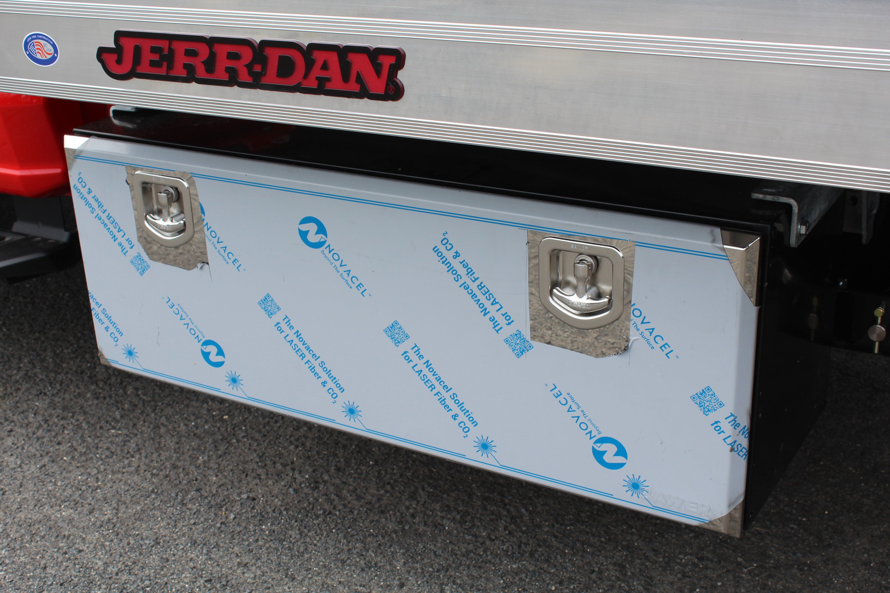 2026 Ford F-550 Jerr-Dan 6-Ton Aluminum XLP SD Carrier