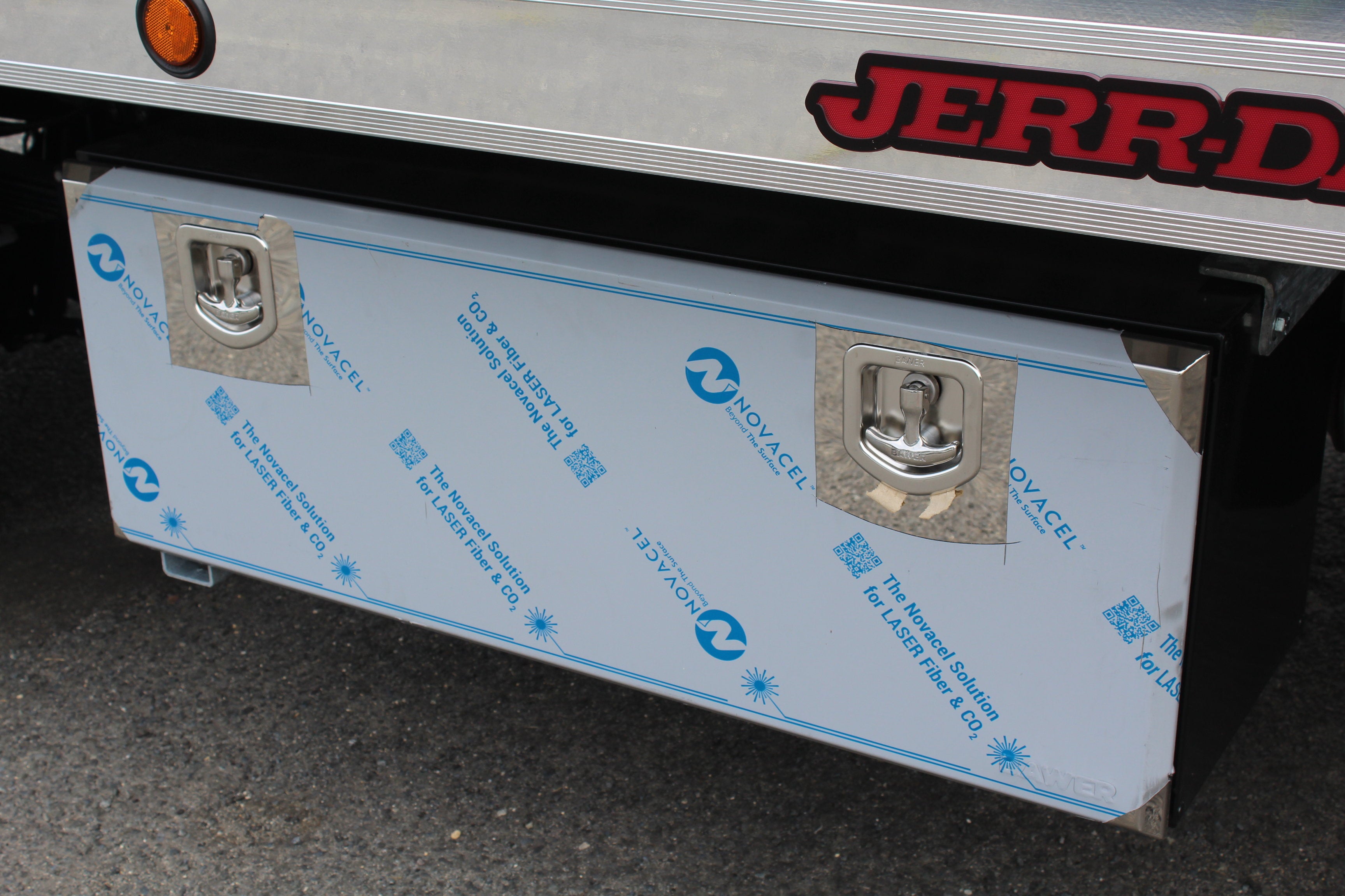2026 Ford F-550 Jerr-Dan 6-Ton Aluminum XLP SD Carrier