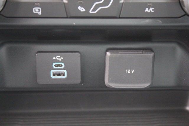 2025 Ford Chassis Cab F-600® XL