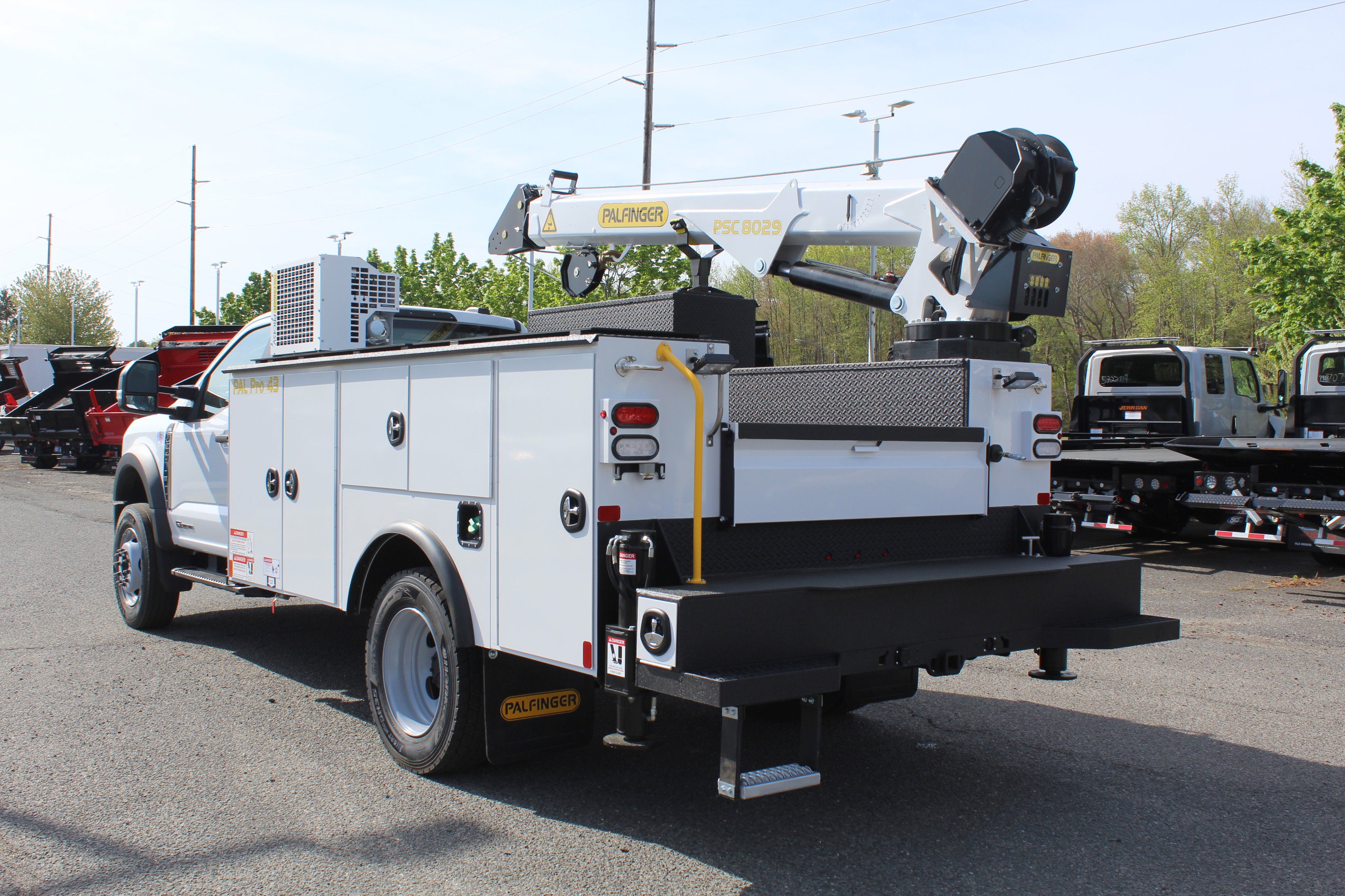 2026 Ford Open Service Utility 11 FT Crane Regular Cab F-600 4x4