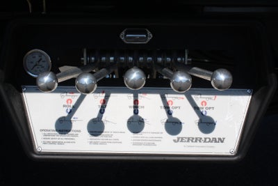 2026 Ford F-600 Jerr-Dan 6-Ton Dual-Angle Aluminum XLP SD Carrier