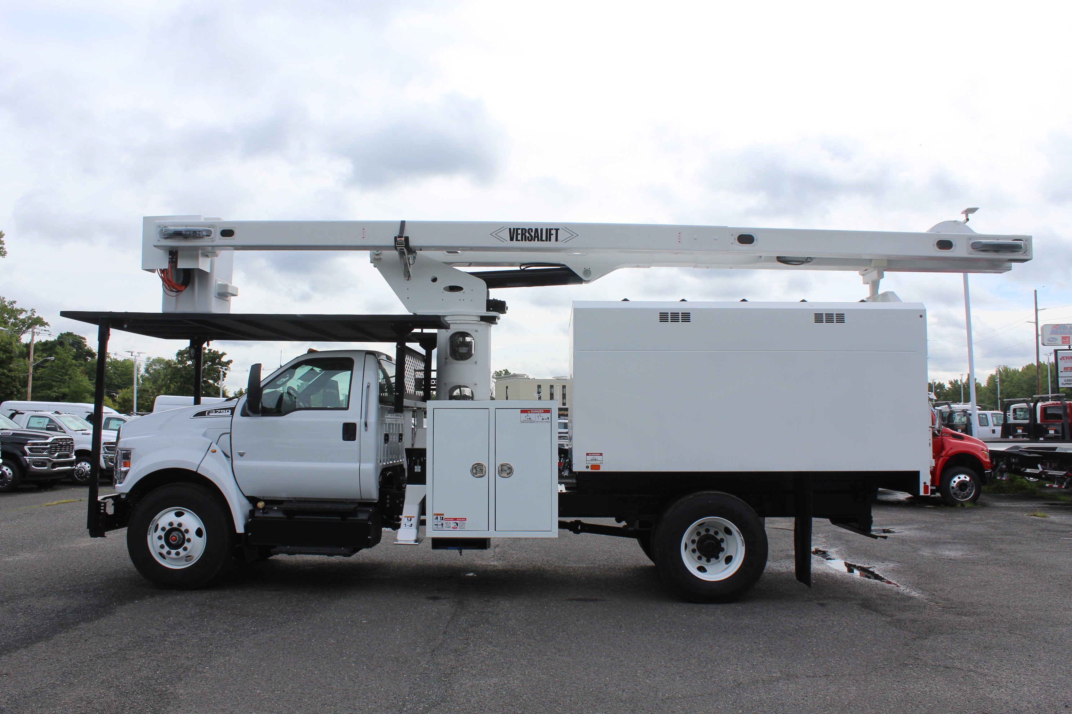 2026 Ford F-750 Chipper Truck