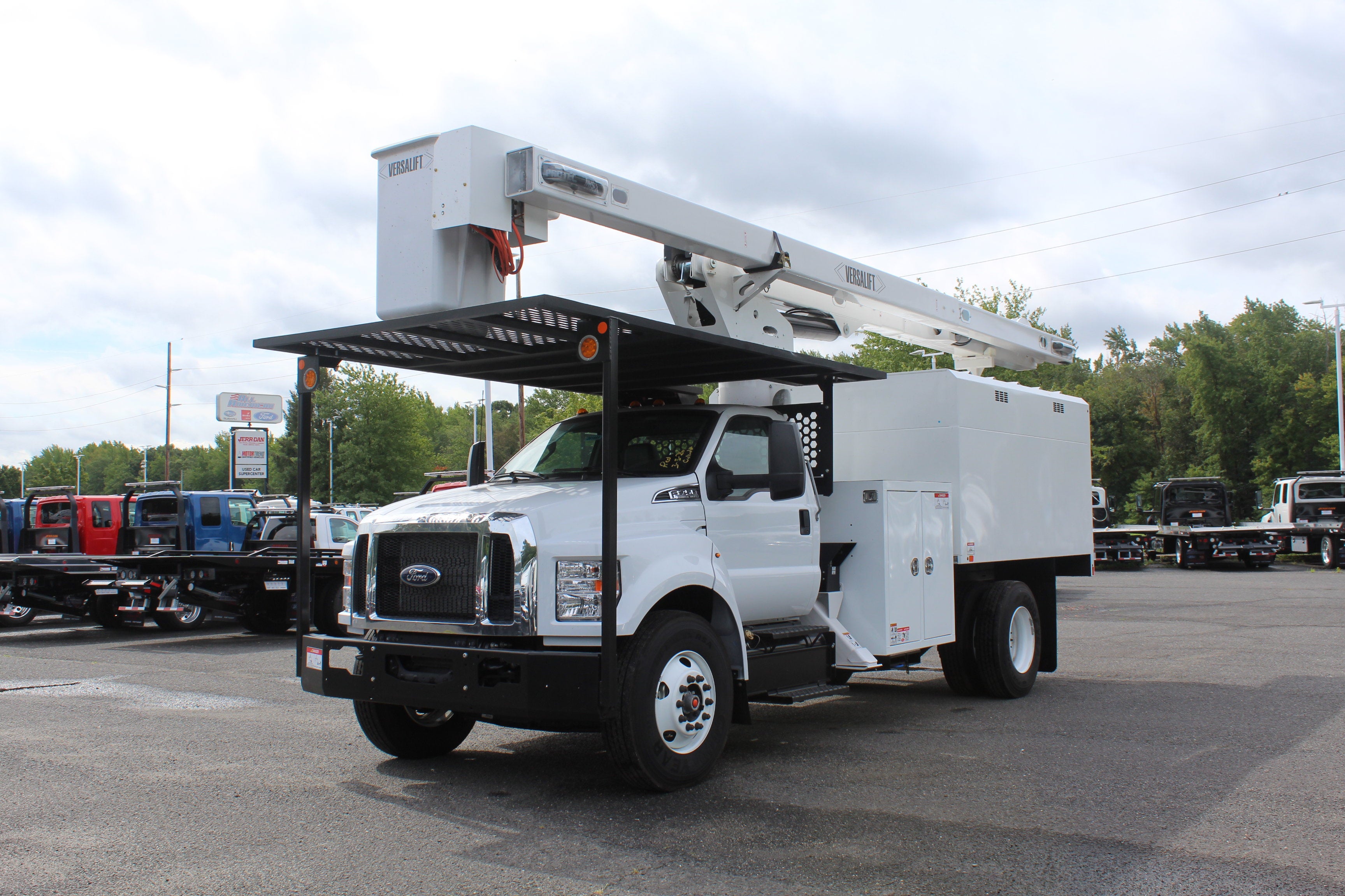 2026 Ford F-750 Chipper Truck
