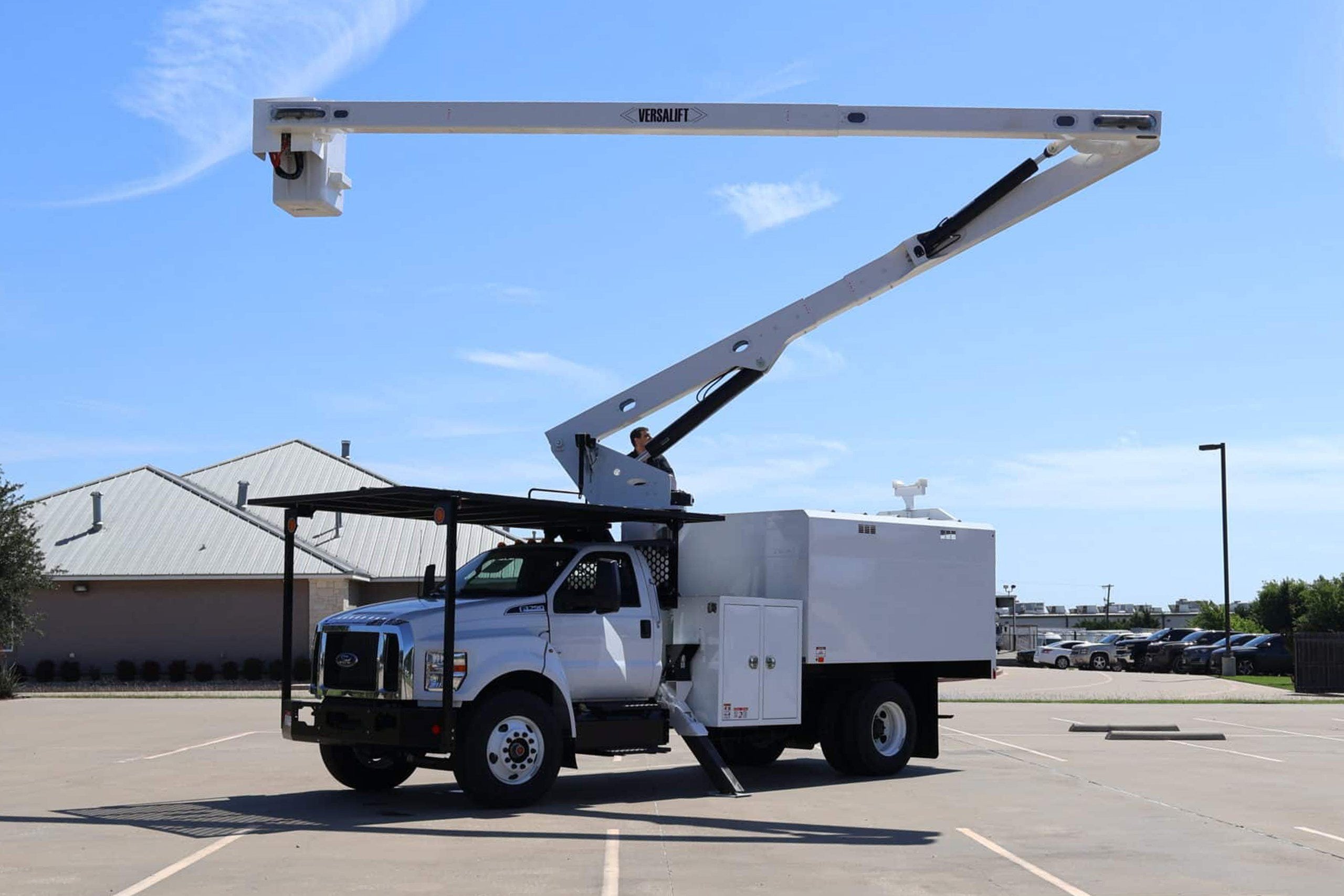2026 Ford F-750 Chipper Truck