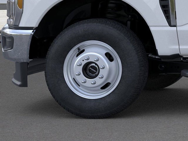 2026 Ford Chassis Cab F-350® XL