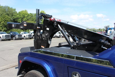 2026 Ford Chassis Cab F-550® LARIAT®
