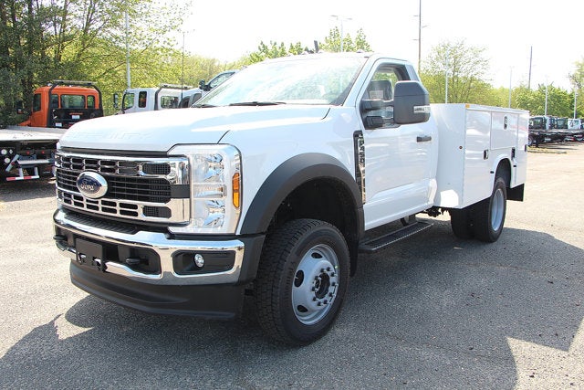 2025 Ford Chassis Cab F-450® XL