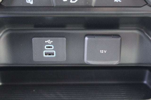 2025 Ford Chassis Cab F-550® XL