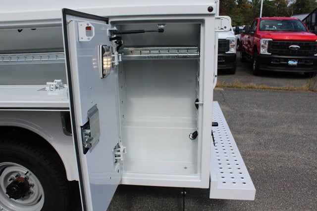 2026 Ford Econoline Cutaway E-350 SRW