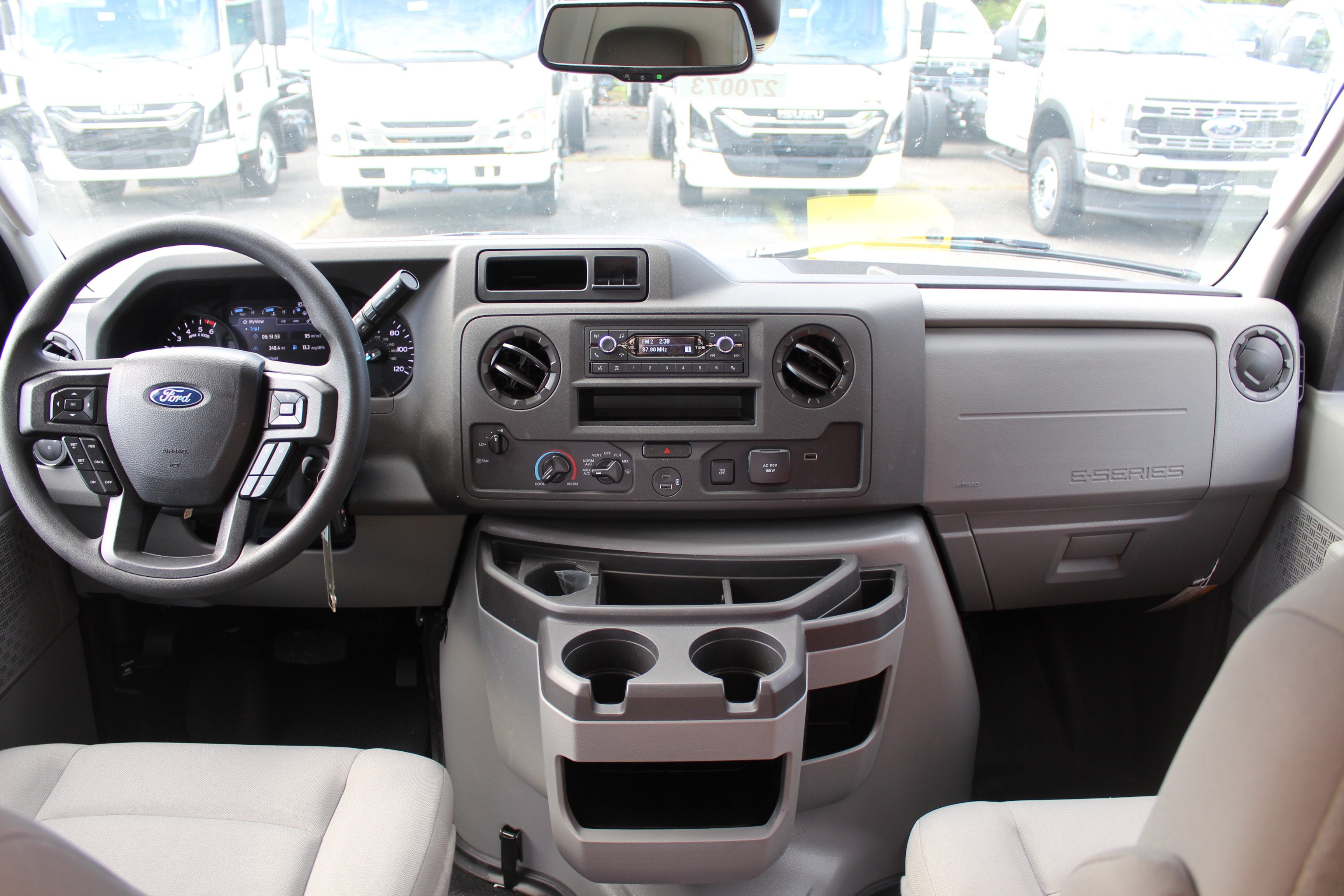 2027 Ford Econoline Cutaway E-350 SRW