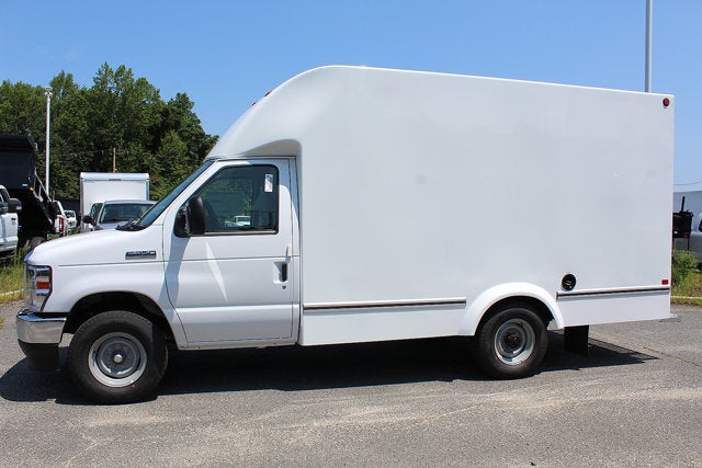 2026 Ford Econoline Cutaway E-350 SRW