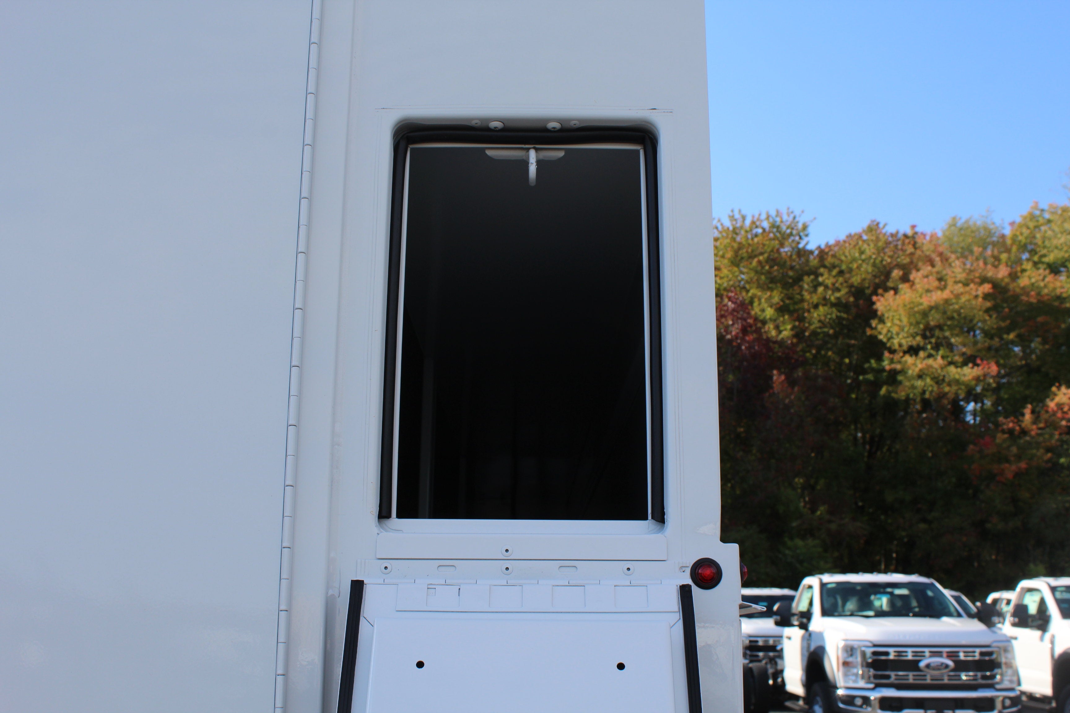 2027 Ford Econoline Cutaway E-350 SRW