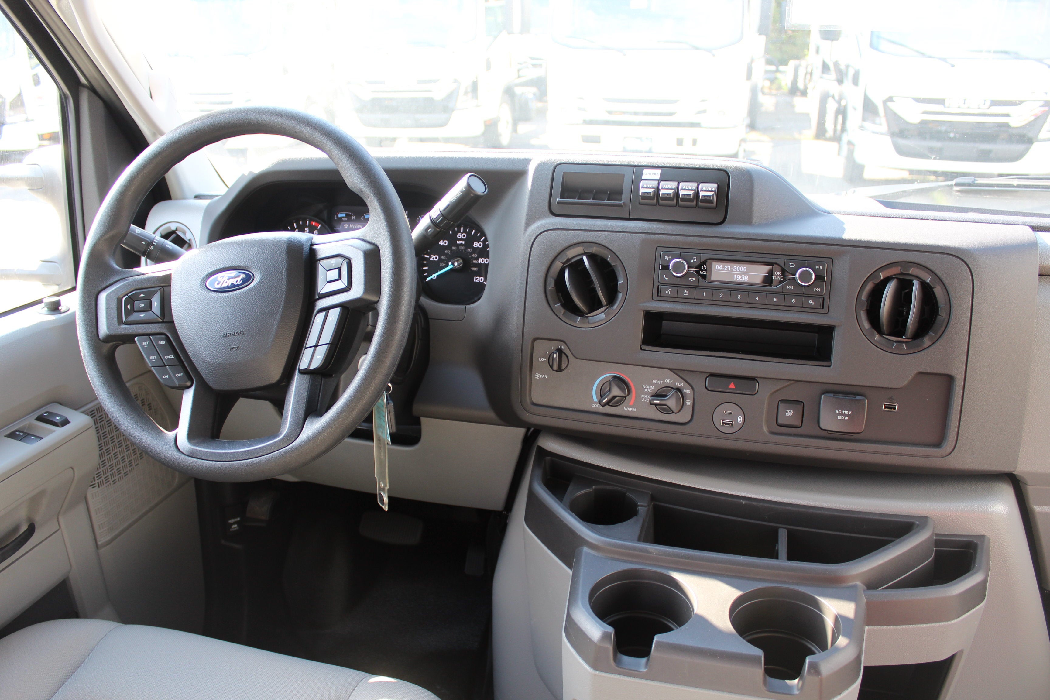 2027 Ford Econoline Cutaway E-350 SRW