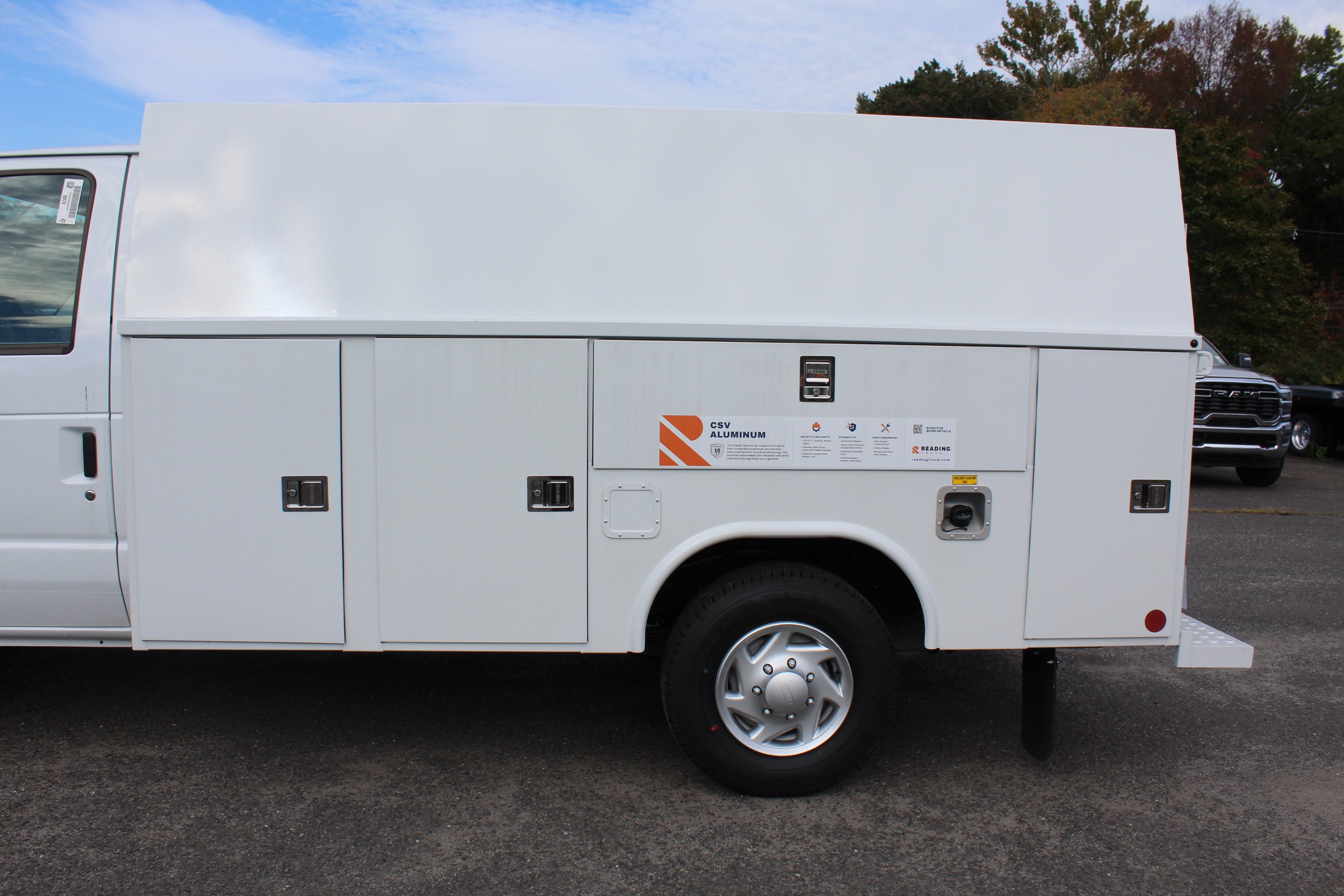 2027 Ford Econoline Cutaway E-350 SRW