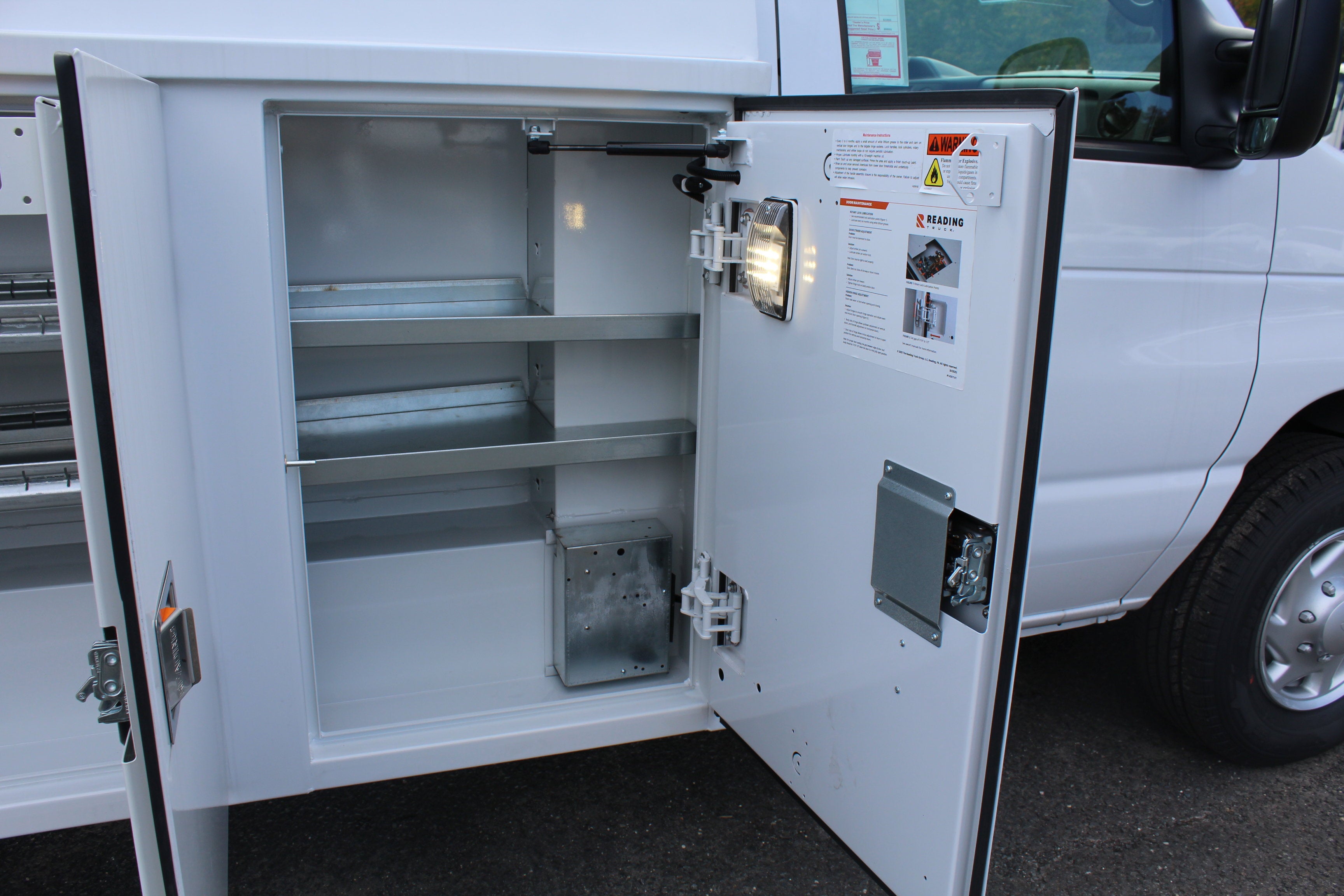 2027 Ford Econoline Cutaway E-350 SRW