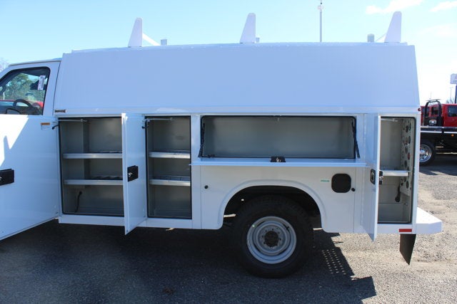 2026 Ford Econoline Cutaway E-350 SRW