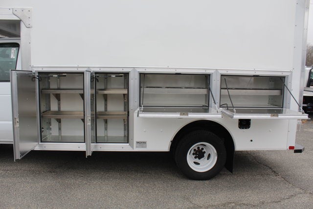 2026 Ford Econoline Cutaway E-450 DRW