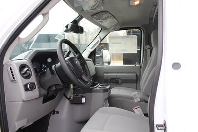 2026 Ford Econoline Cutaway E-450 DRW