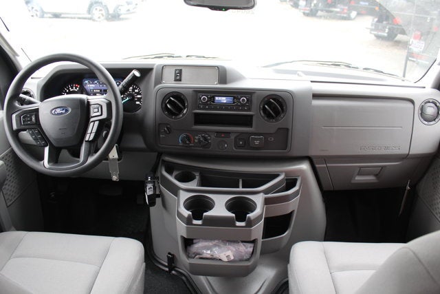 2026 Ford Econoline Cutaway E-450 DRW