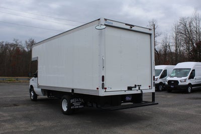 2026 Ford Econoline Cutaway E-450 DRW