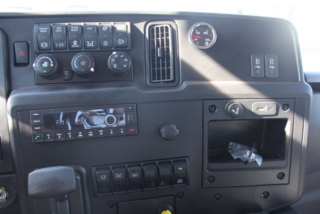 2026 International MV607 Jerr-Dan 6-Ton Dual-Angle Steel XLP SD Carrier