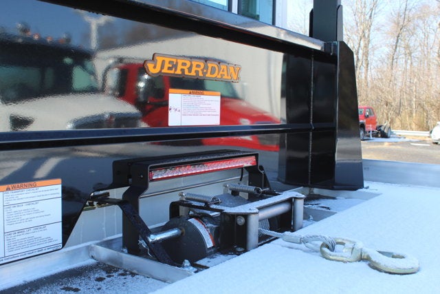 2025 Peterbilt 536 22 FT Aluminum 4x2 Carrier Jerr-Dan