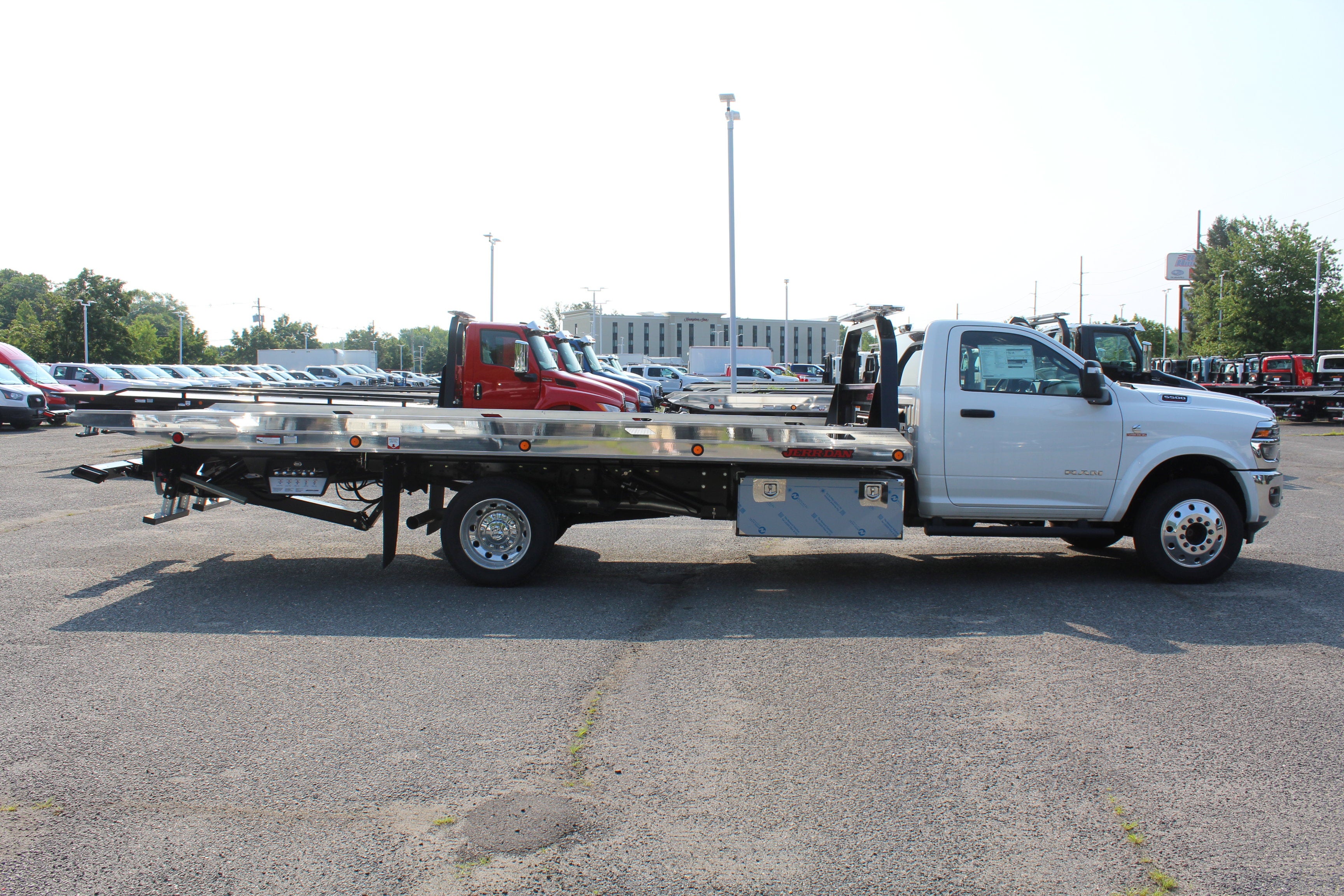 2026 RAM 5500 Jerr-Dan 6-Ton Aluminum XLP SD Carrier