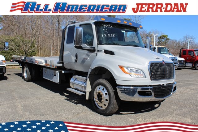 2025 International MV607 22 FT Aluminum 4x2 Carrier Jerr-Dan
