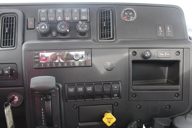 2026 International MV607 Jerr-Dan 6-Ton Steel XLP SD Carrier