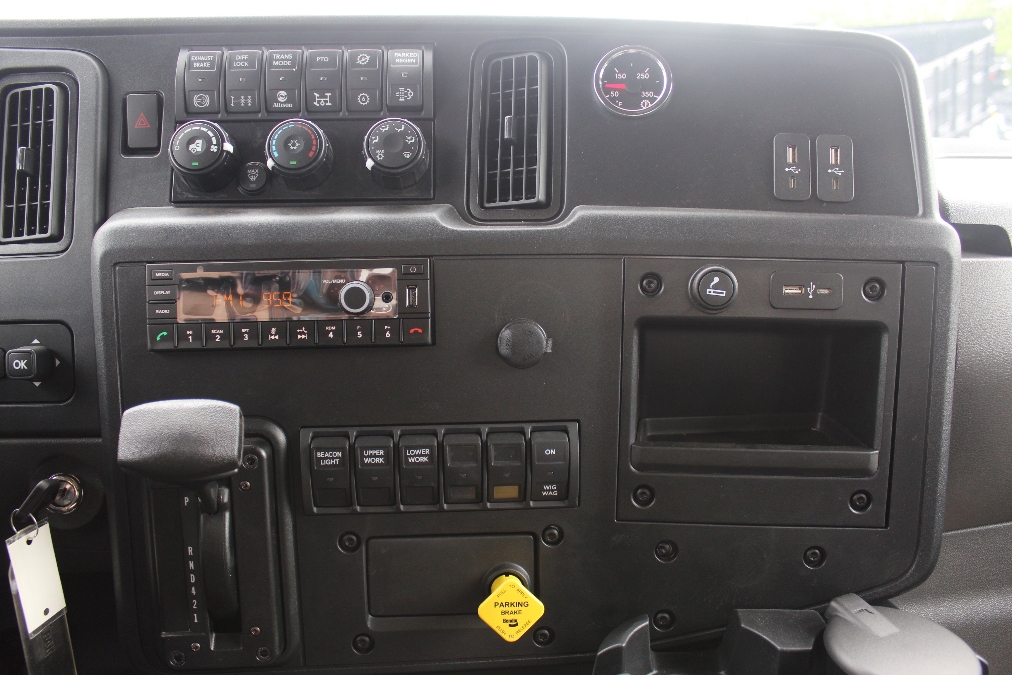 2026 International MV607 Jerr-Dan 6-Ton Steel XLP SD Carrier