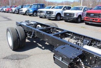2026 Isuzu NPR 14 FT Steel Platform