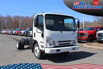 2026 Isuzu NPR Base