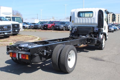 2026 Isuzu NRR Base
