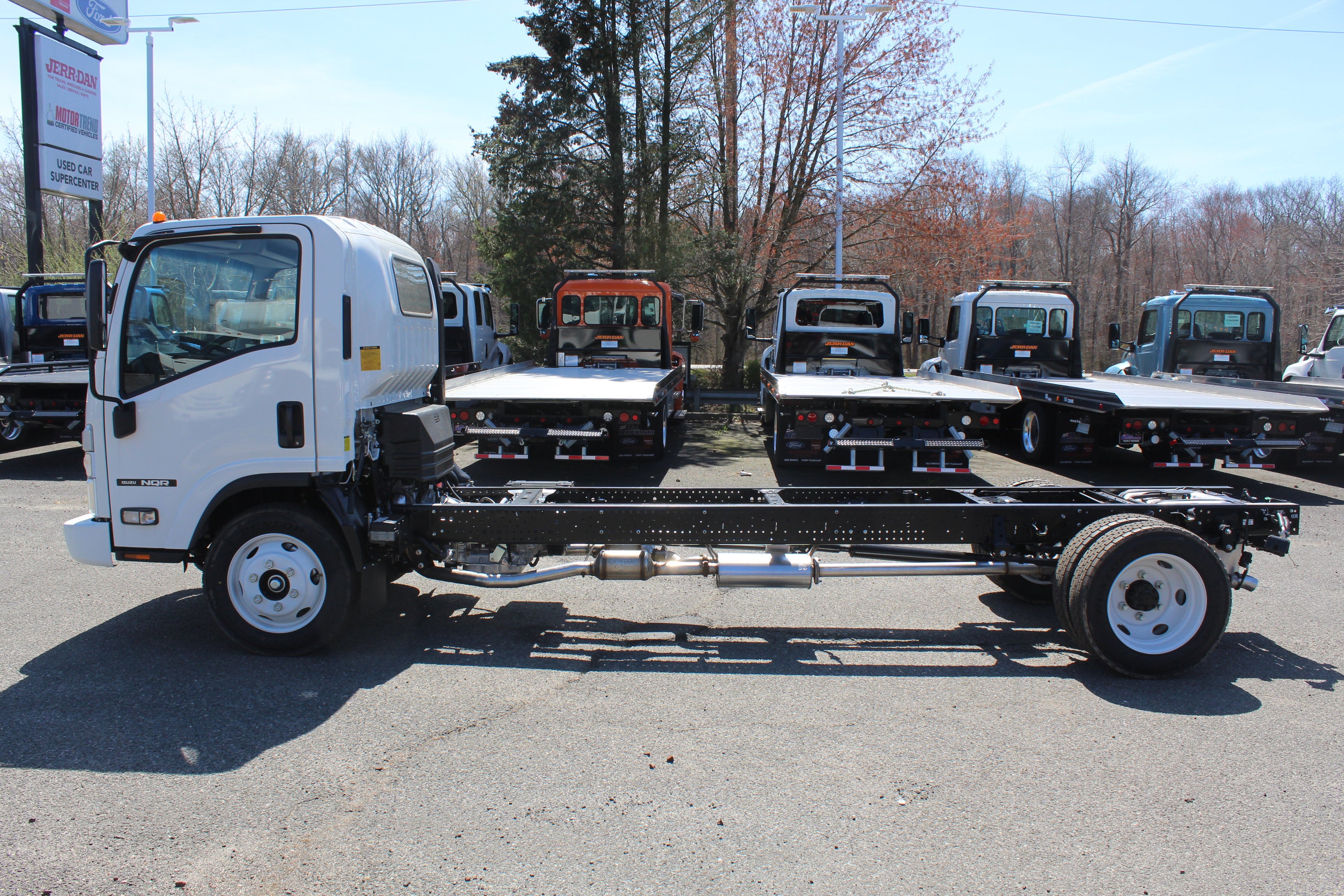 2026 Isuzu NS4 Base