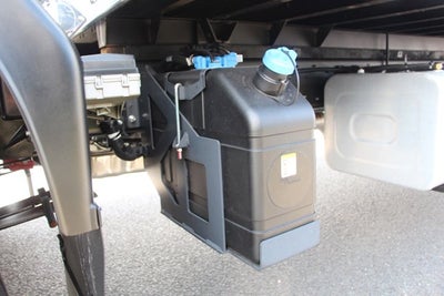 2025 Isuzu MT6 26 FT Box w/ ICC Bumper