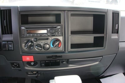 2025 Isuzu MT6 26 FT Box w/ ICC Bumper