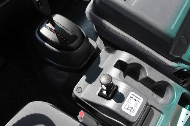 2025 Isuzu MT6 26 FT Box w/ ICC Bumper