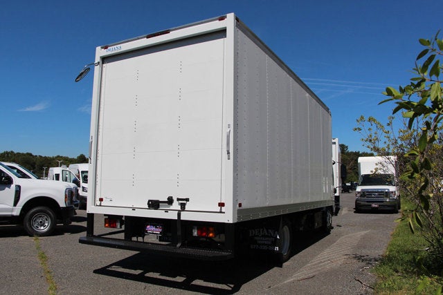 2024 Isuzu NRR 20 FT Dura Box Pro Aluminum