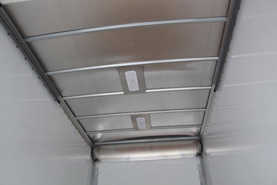 2024 Isuzu NRR 20 FT Box w/ ICC Bumper